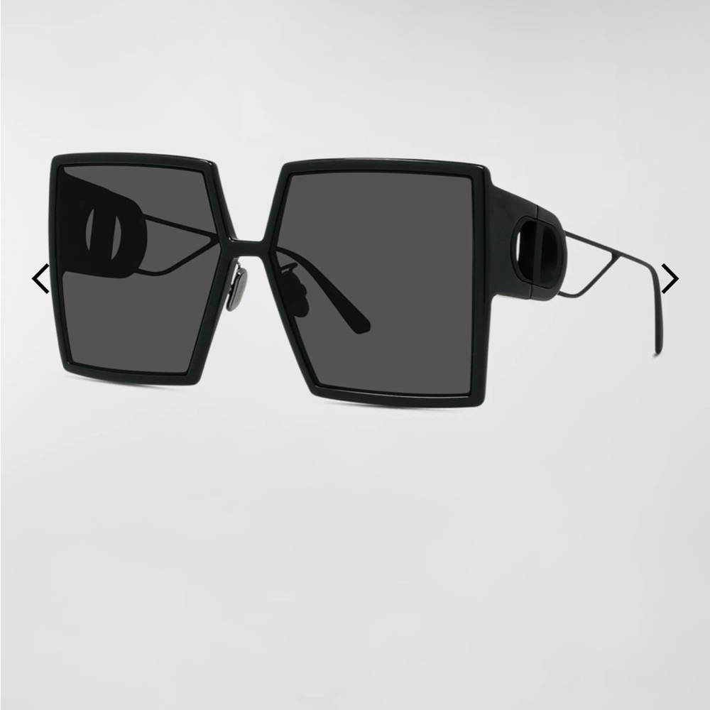 Black Square Sunglasses
